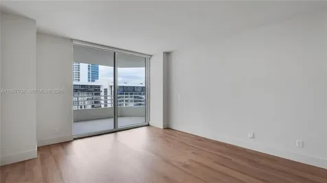 555 NE 34th Street Miami FL 33137