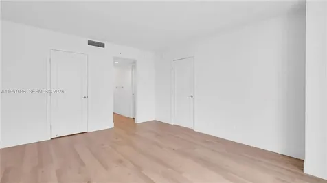 555 NE 34th Street Miami FL 33137