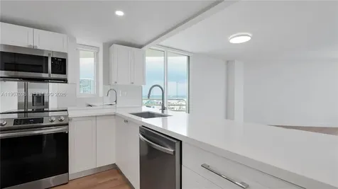 555 NE 34th Street Miami FL 33137