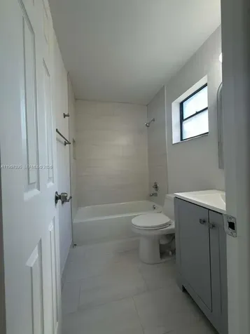 9719 N New River Canal Road Plantation FL 33324