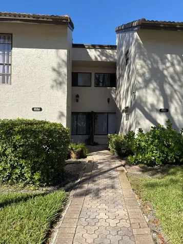 9719 N New River Canal Road Plantation FL 33324