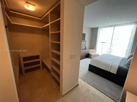 88 SW 7th Street Miami FL 33131
