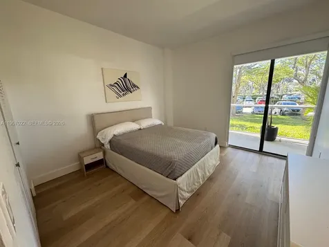 3731 N Country Club Drive Aventura FL 33180