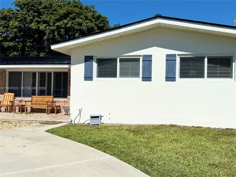 8965 SW 125th Terrace Miami FL 33176