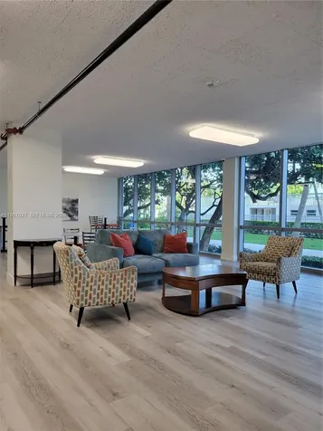 2655 Collins Avenue Miami Beach FL 33140