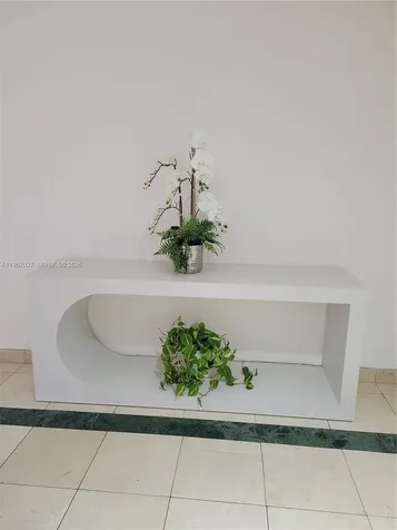 2655 Collins Avenue Miami Beach FL 33140