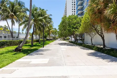 2655 Collins Avenue Miami Beach FL 33140