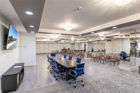 2655 Collins Avenue Miami Beach FL 33140