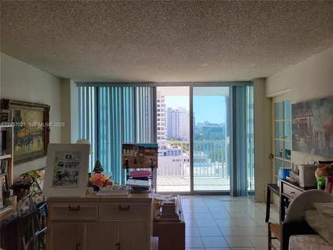 2655 Collins Avenue Miami Beach FL 33140