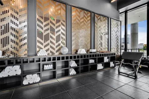 Miami FL 33132