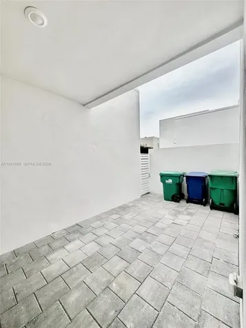10420 NW 67th Street Doral FL 33178