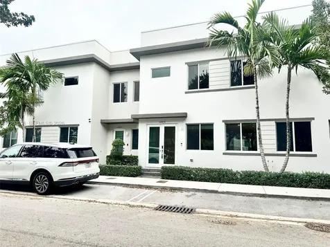 10420 NW 67th Street Doral FL 33178