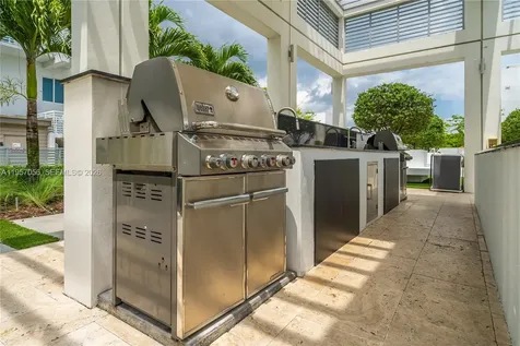 10420 NW 67th Street Doral FL 33178