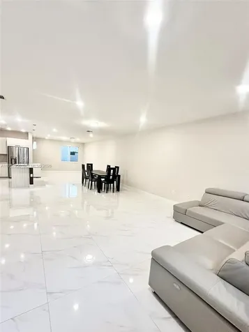 10420 NW 67th Street Doral FL 33178