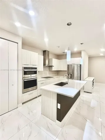 10420 NW 67th Street Doral FL 33178