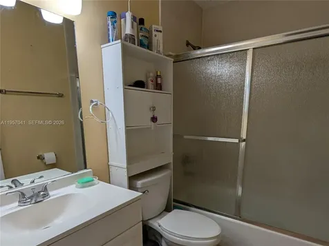 6205 Kendale Lakes Circle Miami FL 33183