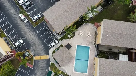 6205 Kendale Lakes Circle Miami FL 33183
