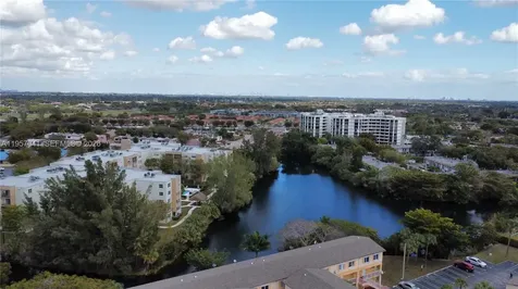 6205 Kendale Lakes Circle Miami FL 33183