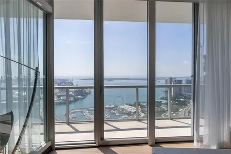 888 Biscayne Boulevard Miami FL 33132