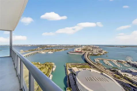 888 Biscayne Boulevard Miami FL 33132