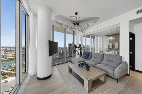 888 Biscayne Boulevard Miami FL 33132