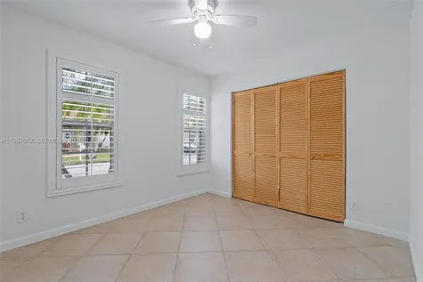 332 Bridgeton Road Weston FL 33326