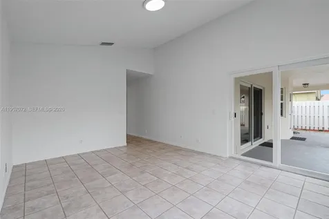 332 Bridgeton Road Weston FL 33326