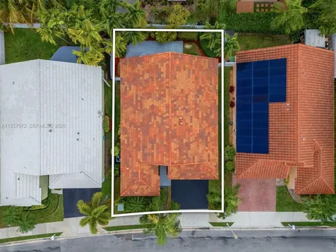 332 Bridgeton Road Weston FL 33326