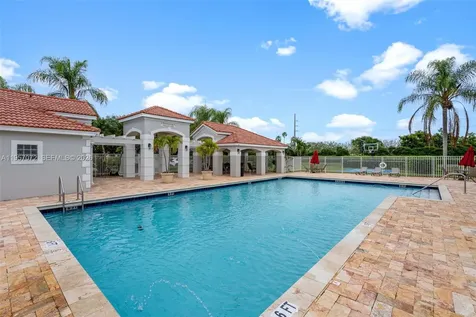 332 Bridgeton Road Weston FL 33326