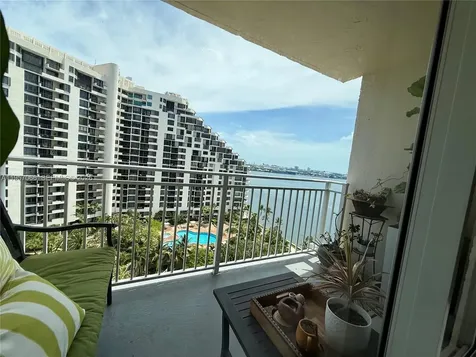 770 Claughton Island Drive Miami FL 33131