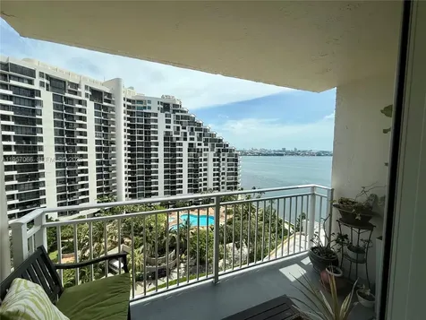 770 Claughton Island Drive Miami FL 33131
