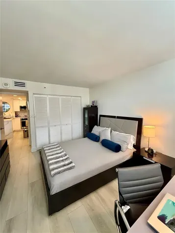 770 Claughton Island Drive Miami FL 33131