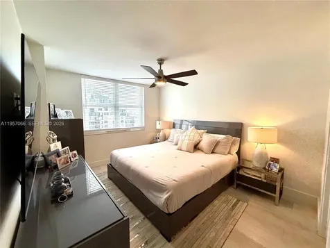 770 Claughton Island Drive Miami FL 33131