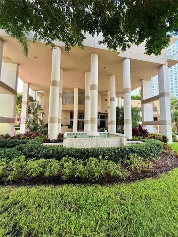 770 Claughton Island Drive Miami FL 33131