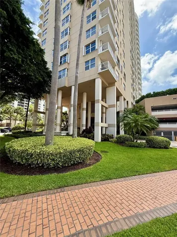 770 Claughton Island Drive Miami FL 33131