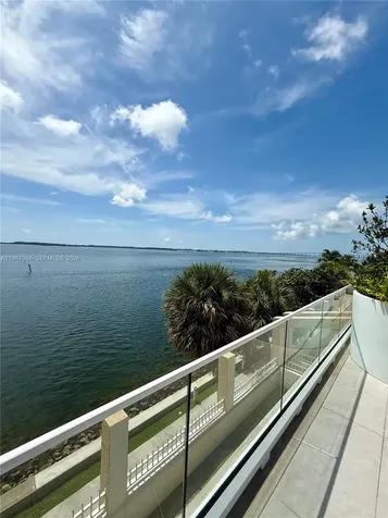770 Claughton Island Drive Miami FL 33131