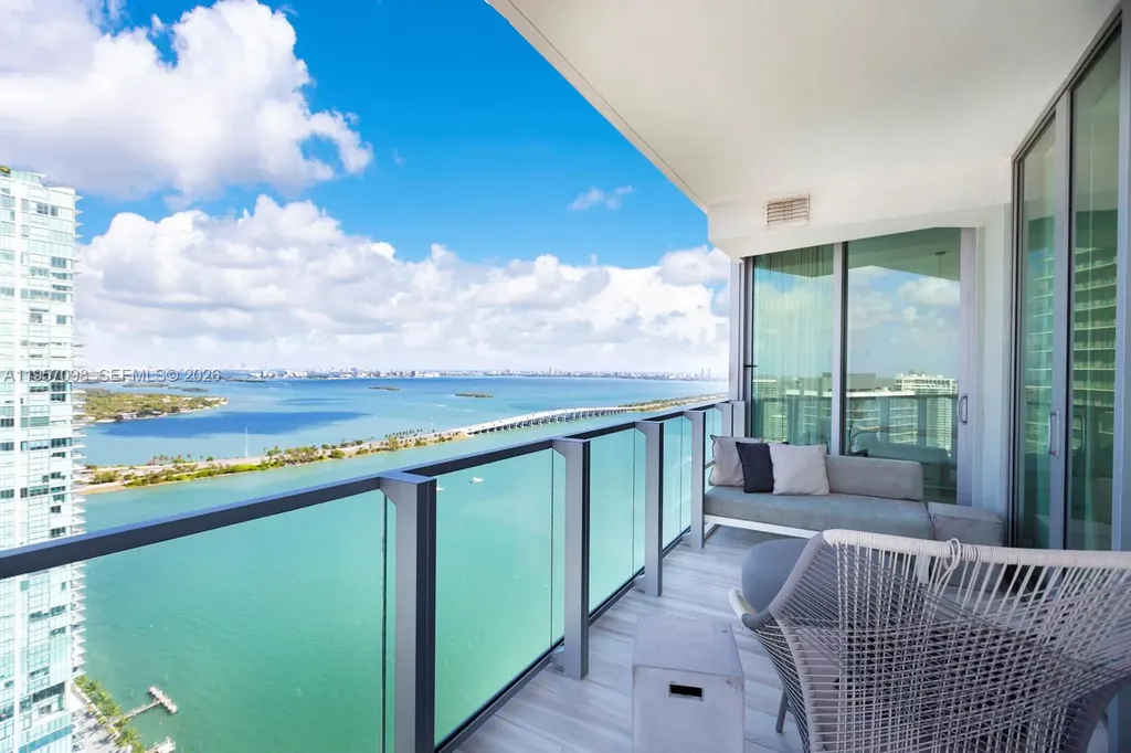2900 NE 7th Avenue Miami FL 33137
