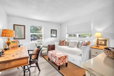 1280 SE 2nd Court Fort Lauderdale FL 33301