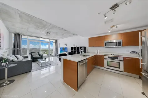 3250 NE 1st Avenue Miami FL 33137