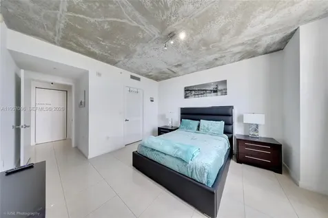 3250 NE 1st Avenue Miami FL 33137