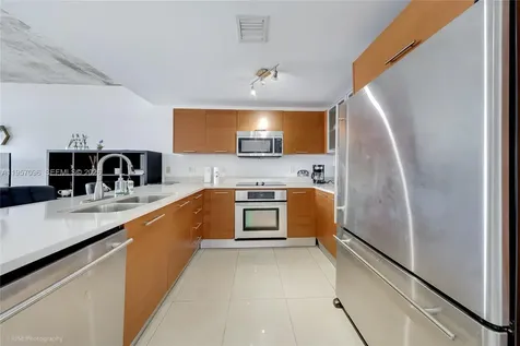 3250 NE 1st Avenue Miami FL 33137