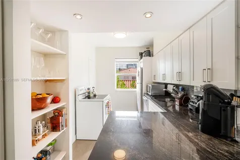 728 Lenox Avenue Miami Beach FL 33139