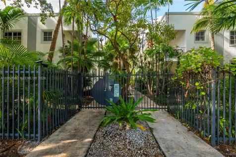 728 Lenox Avenue Miami Beach FL 33139