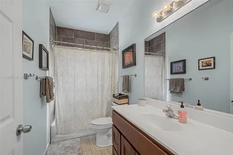 3367 NE 3rd Drive Homestead FL 33033