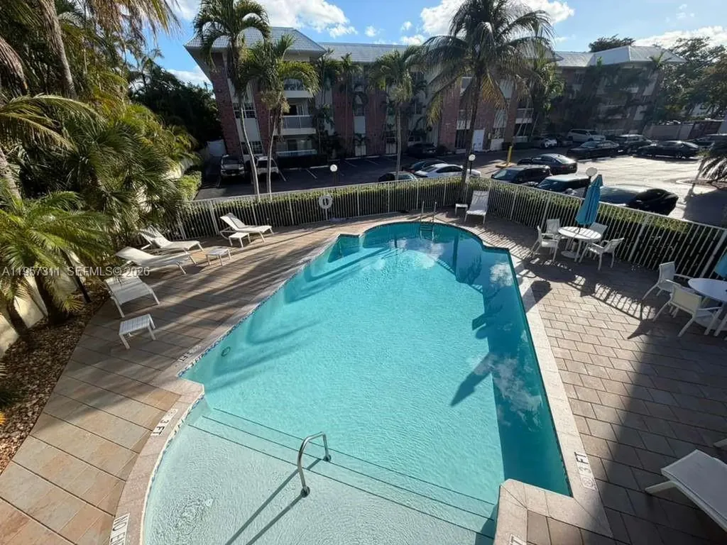2424 SE 17th Causeway Fort Lauderdale FL 33316