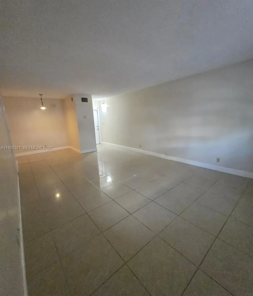 2424 SE 17th Causeway Fort Lauderdale FL 33316