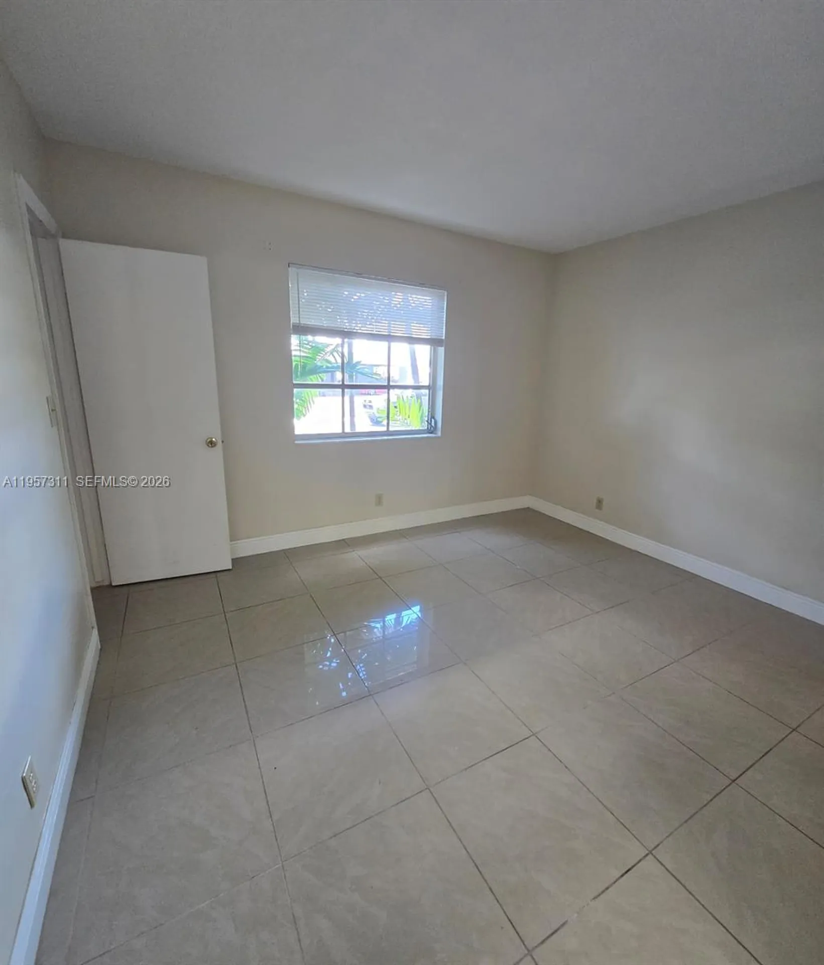 2424 SE 17th Causeway Fort Lauderdale FL 33316