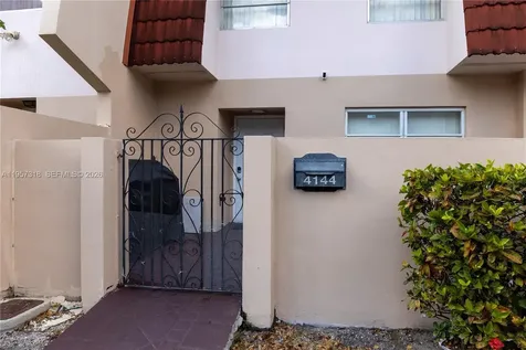 4144 Inverrary Drive Lauderhill FL 33319