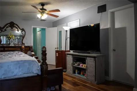 4144 Inverrary Drive Lauderhill FL 33319
