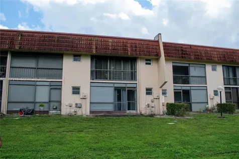 4144 Inverrary Drive Lauderhill FL 33319